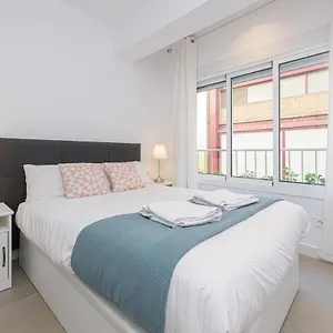 wintowinrentals-malaga-center-comfortable-and-renovated.es-andalucia.com/