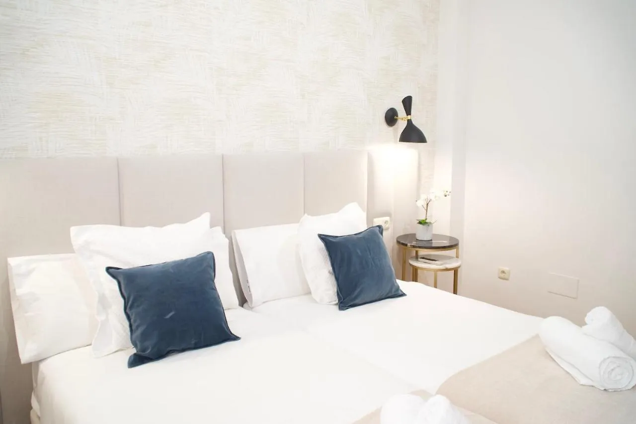Colon & Soho By Ele Apartments Malaga