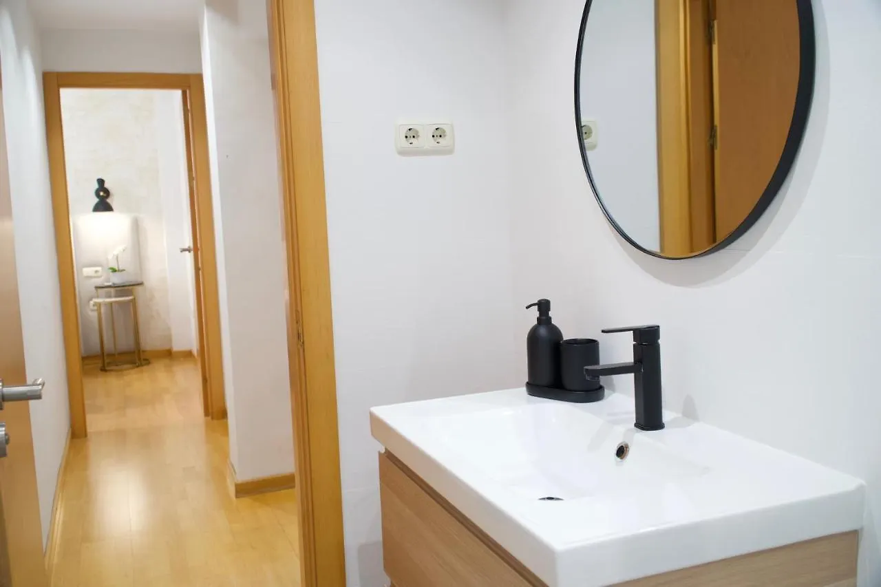 Colon & Soho By Ele Apartments Malaga